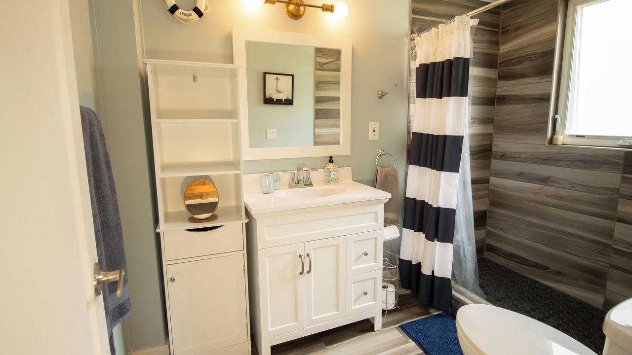 Photo of Bathroom in Sudbury District