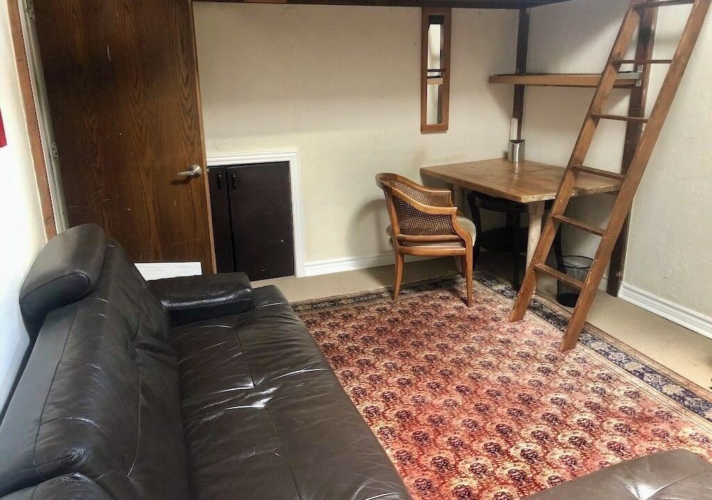 Photo of Livingroom in North York