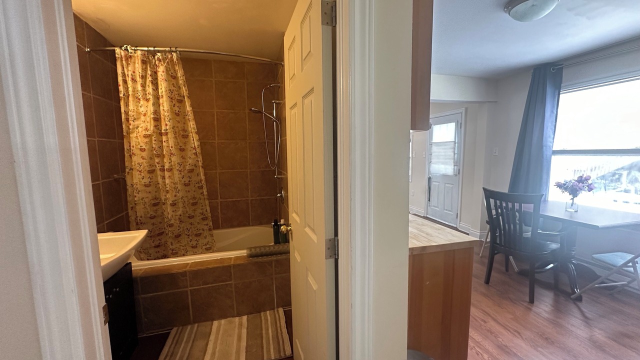 Photo of Bathroom in Seeleys Bay