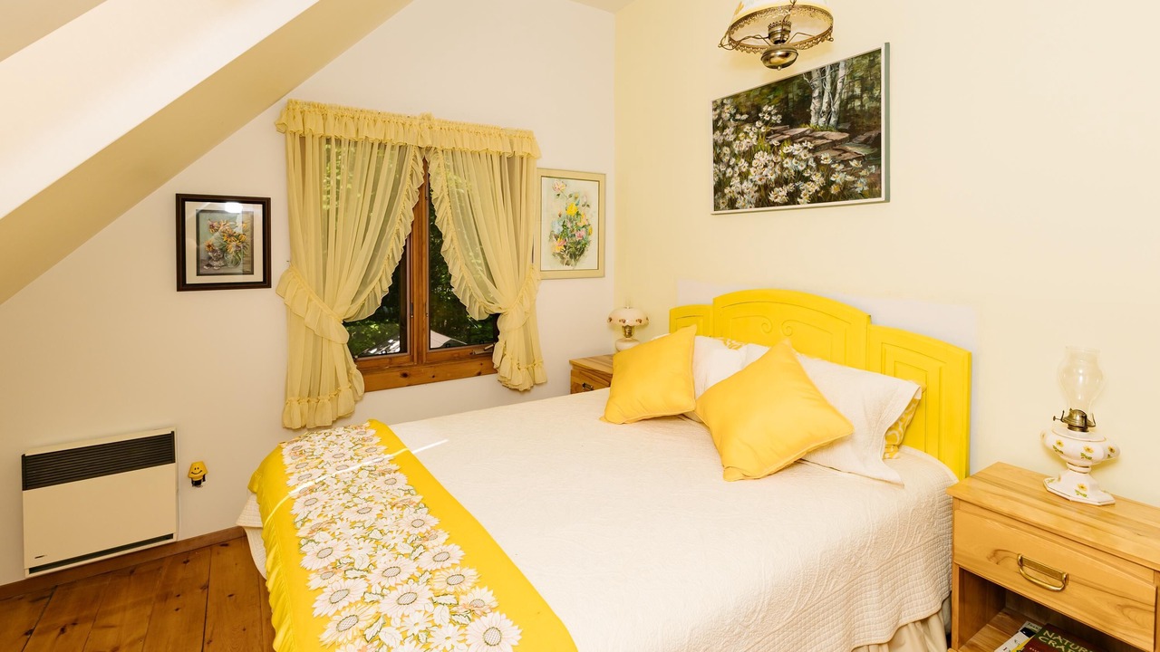 Photo of Bedroom in Haliburton