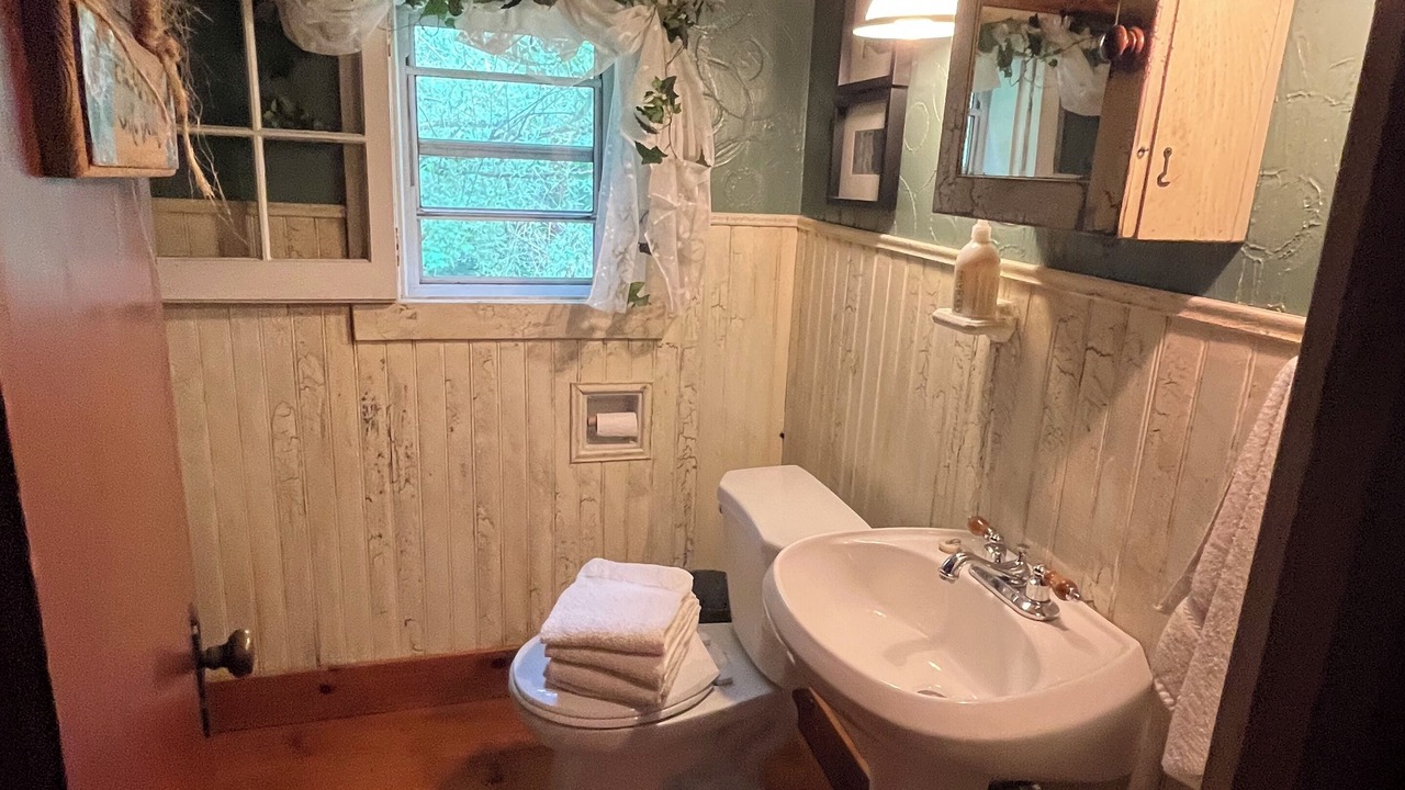 Photo of Bathroom in Port Sydney