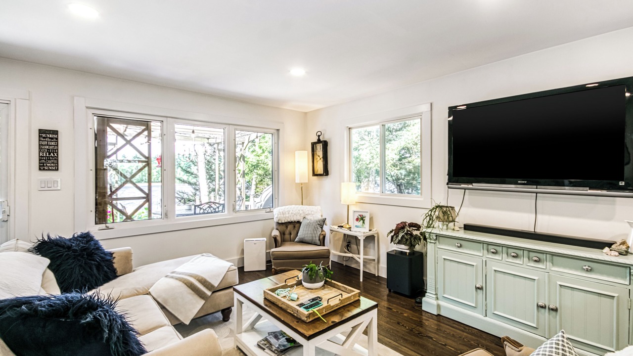 Photo of Livingroom in Sudbury District