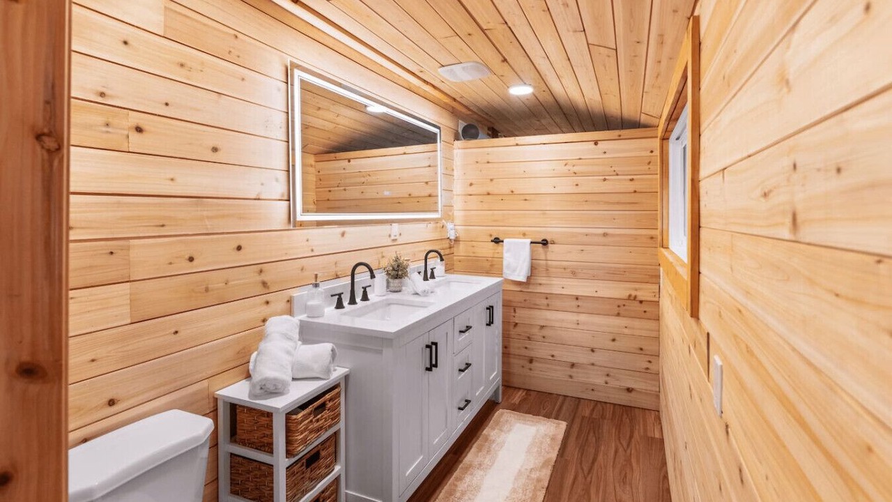 Photo of Bathroom in Scotia