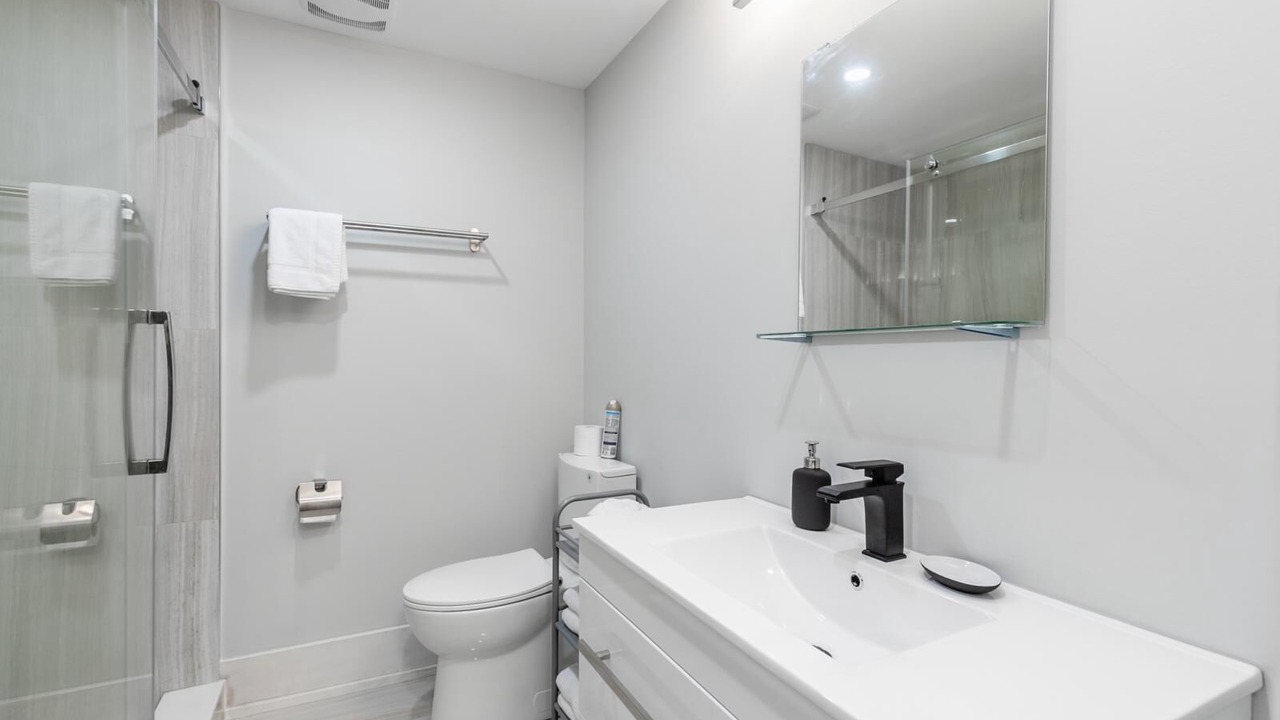 Photo of Bathroom in Little Italy