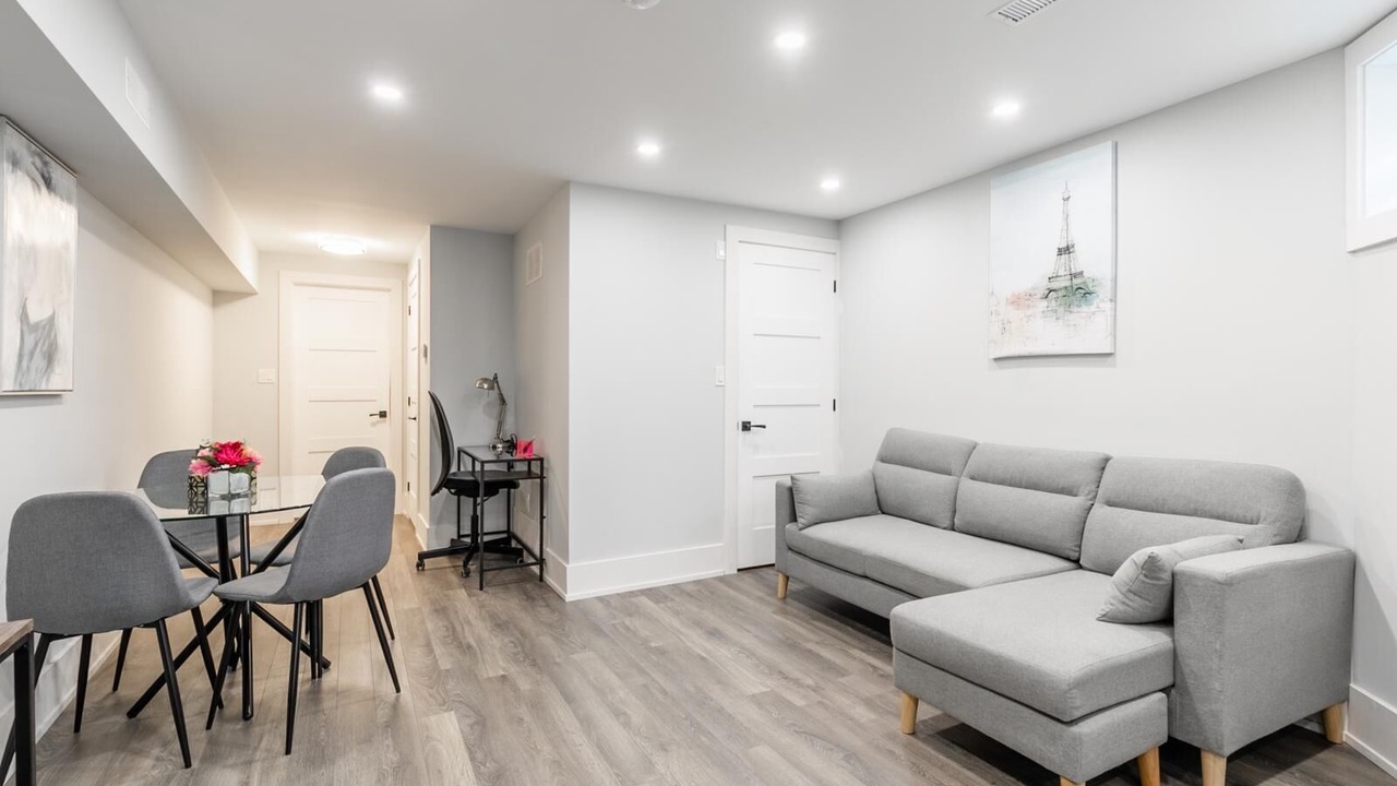 Photo of Livingroom in Little Italy
