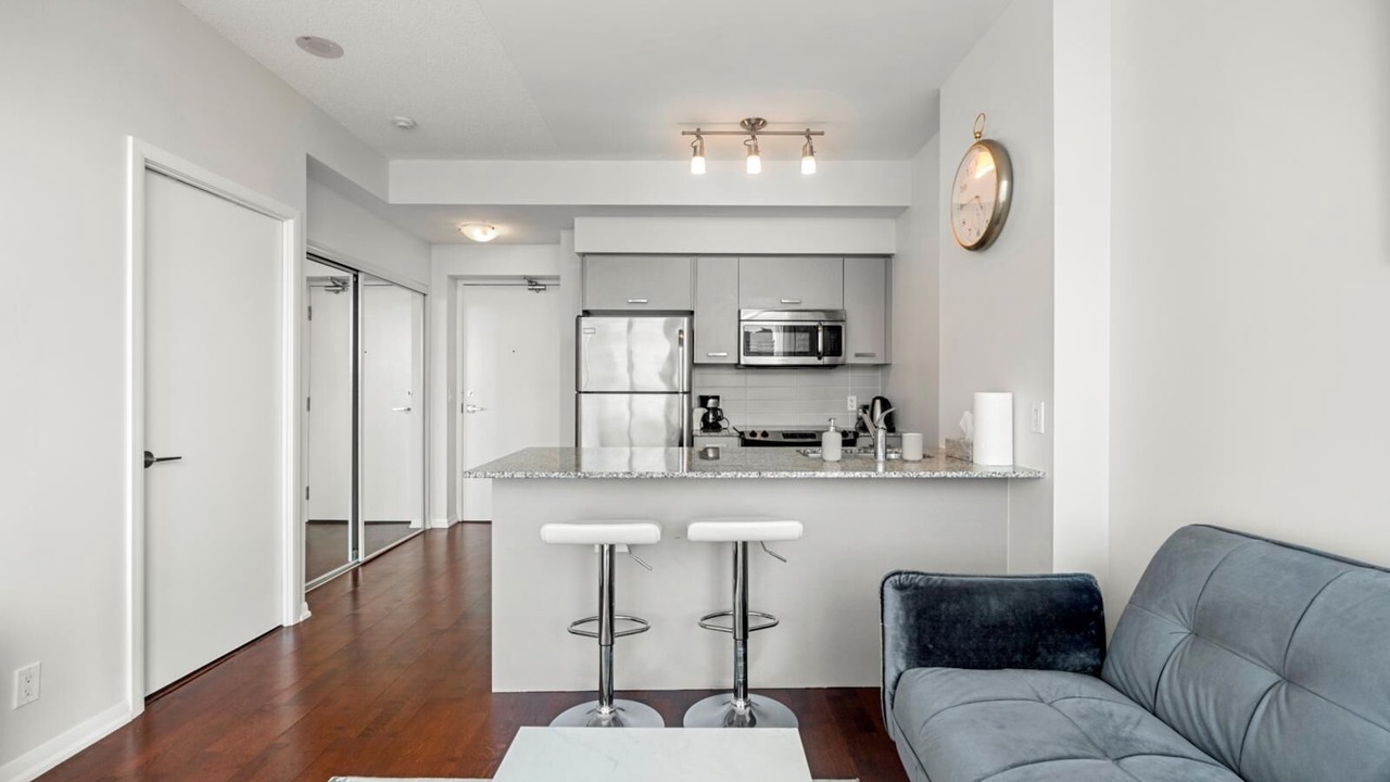 Photo of Livingroom in Bay Cloverhill