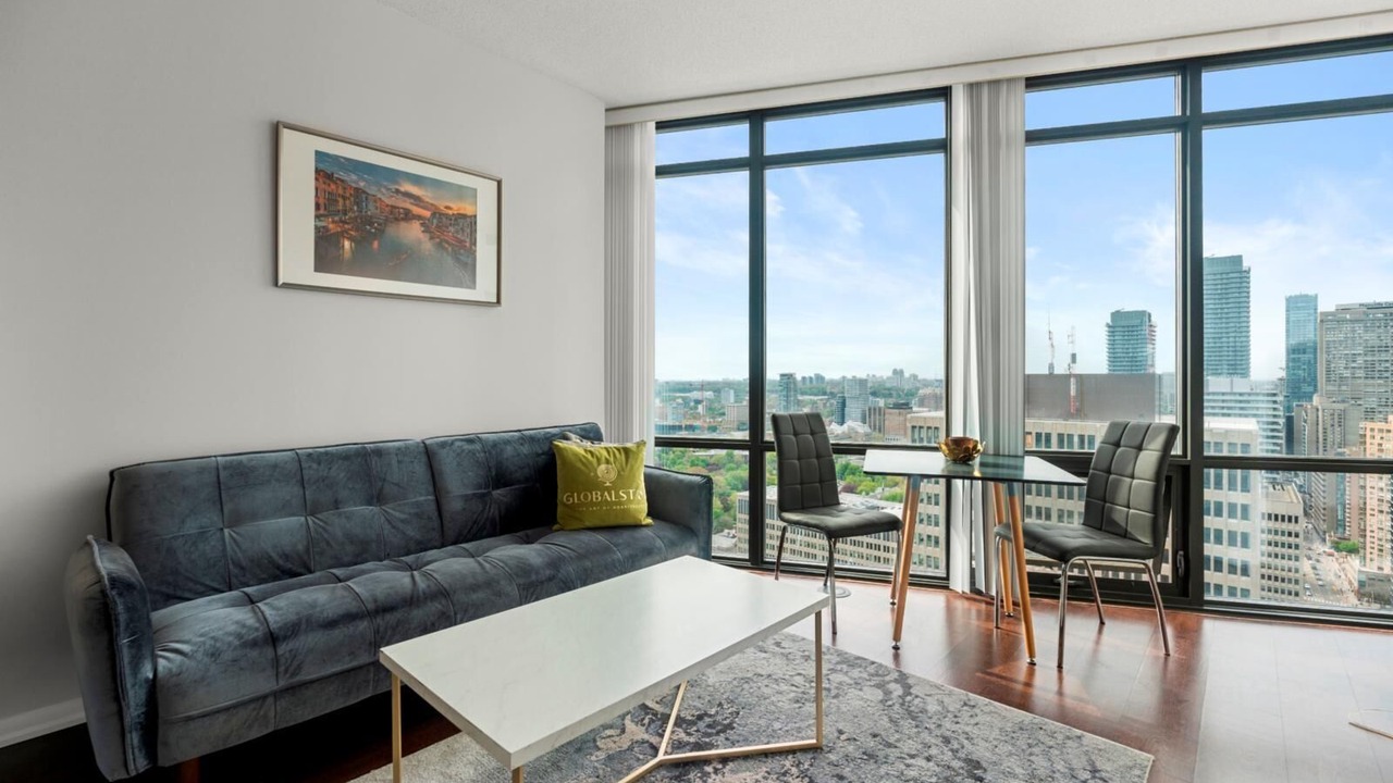 Photo of Livingroom in Bay Cloverhill