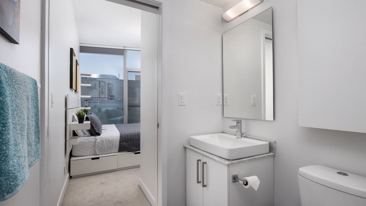 Photo of Bathroom in Toronto Entertainment District