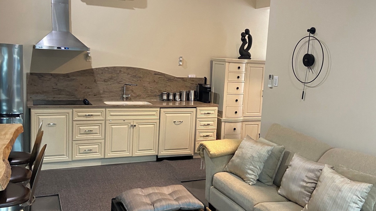 Photo of Livingroom in St. Mary's