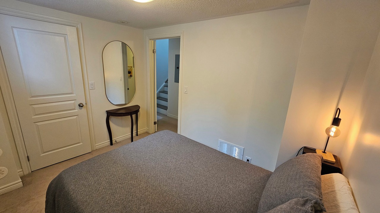 Photo of Bedroom in Earlscourt