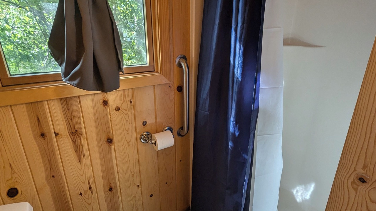 Photo of Bathroom in Park Rapids