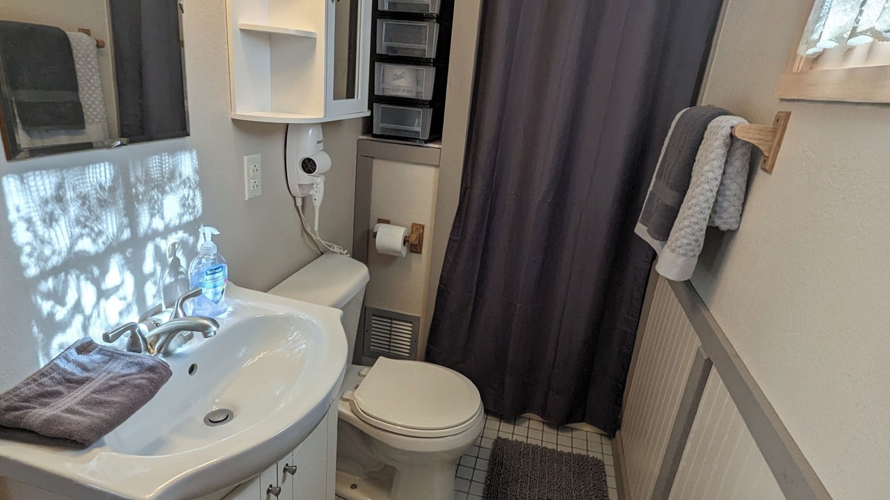 Photo of Bathroom in Park Rapids