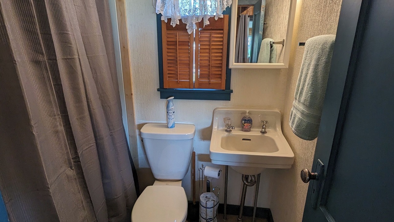 Photo of Bathroom in Park Rapids