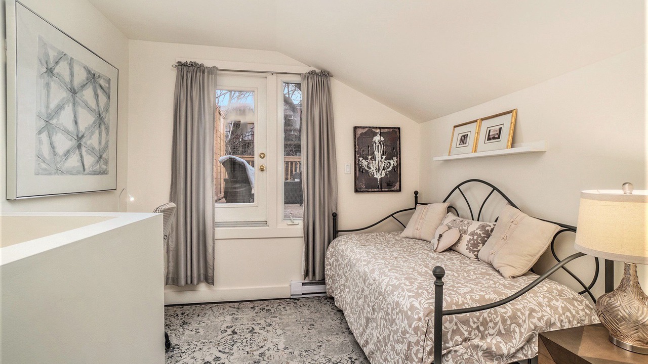 Photo of Bedroom in Byward Market - Parliament Hill