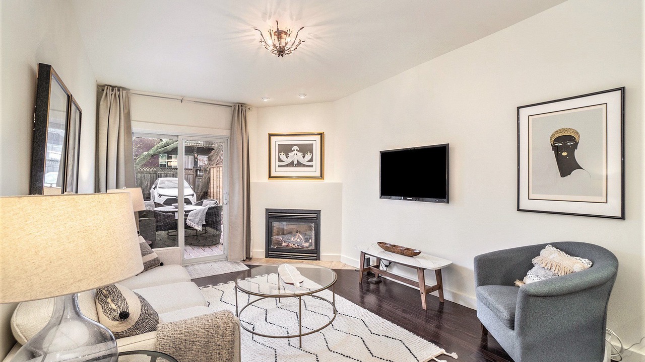 Photo of Livingroom in Byward Market - Parliament Hill