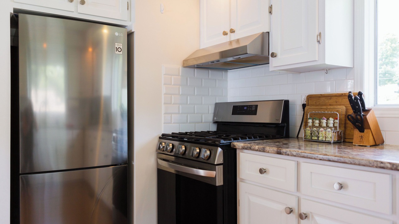 Photo of Kitchen in Waupoos
