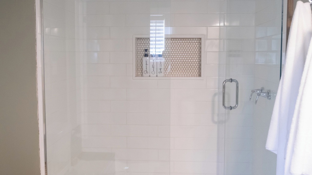 Photo of Bathroom in Port Rowan