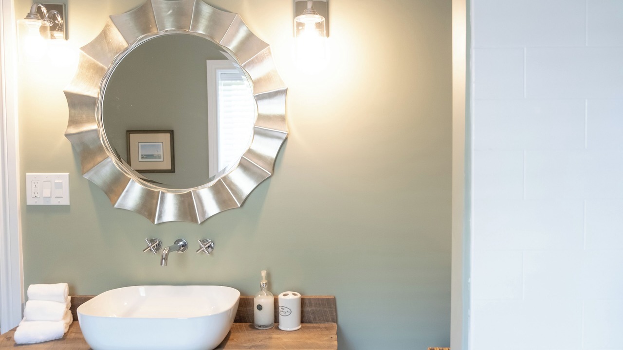 Photo of Bathroom in Port Rowan