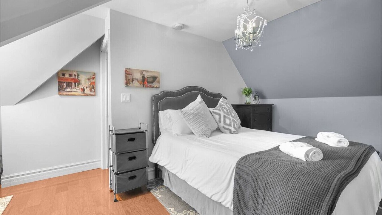 Photo of Bedroom in Cobourg