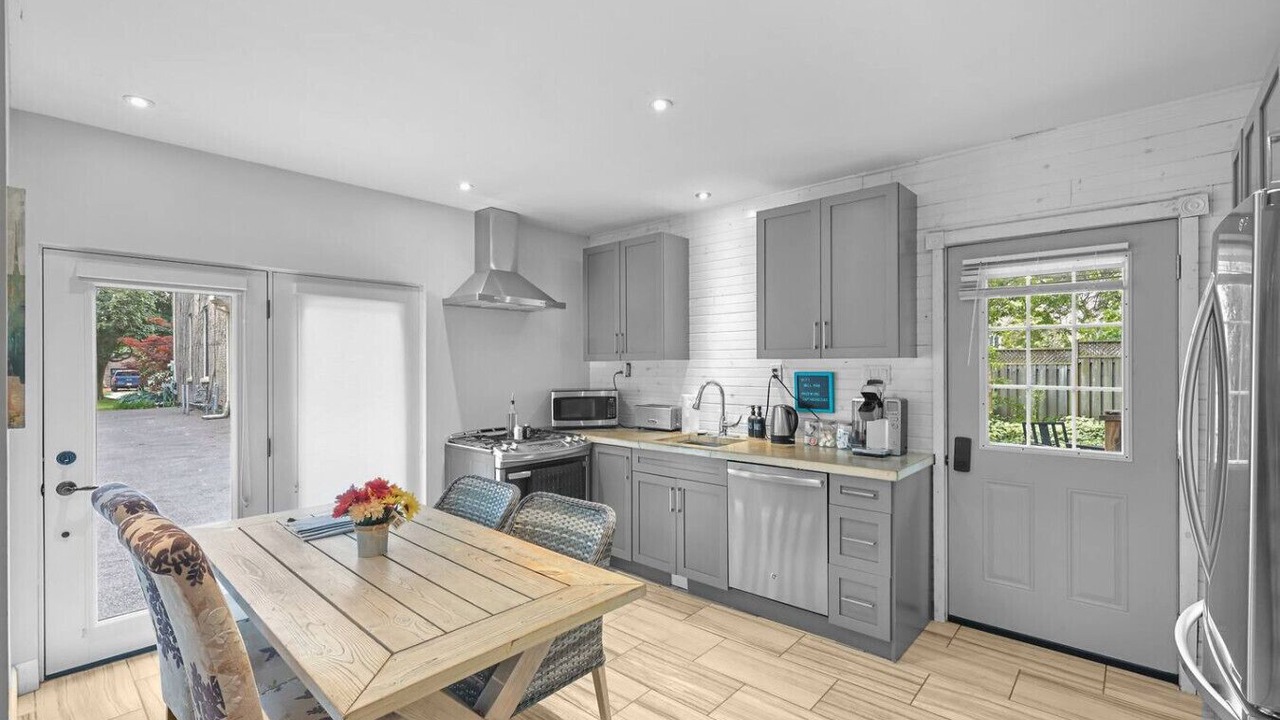 Photo of Kitchen in Cobourg