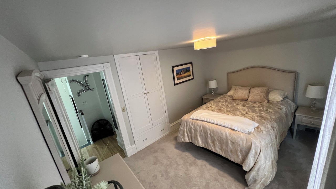 Photo of Bedroom in Albert Lea