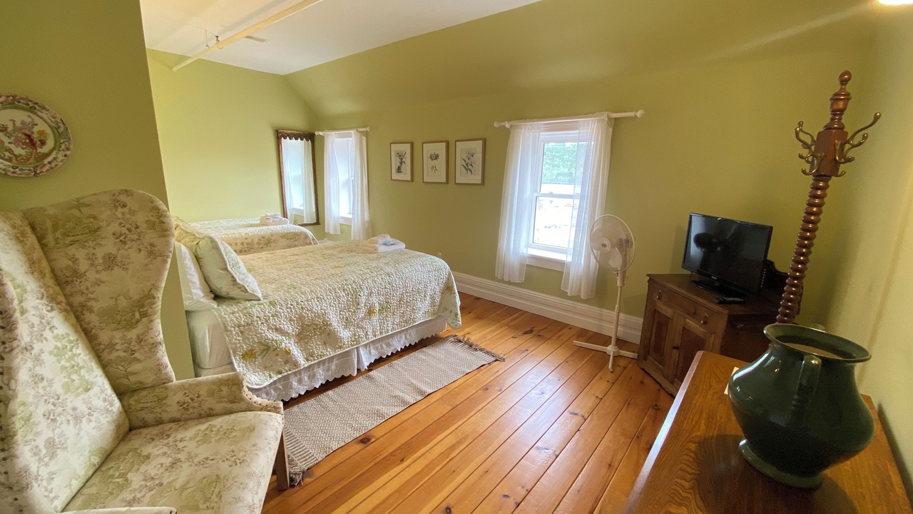 Photo of Bedroom in Manitoulin District