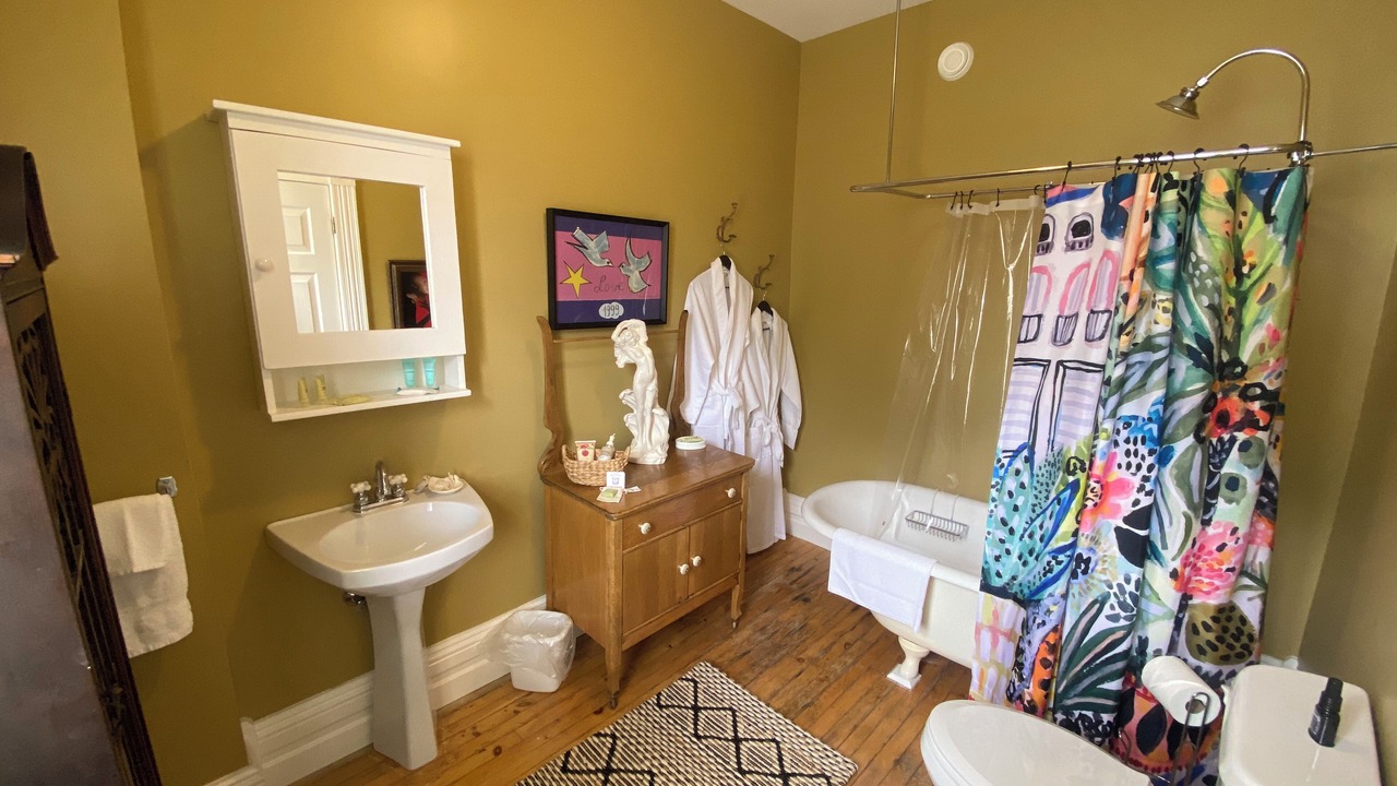 Photo of Bathroom in Manitoulin District