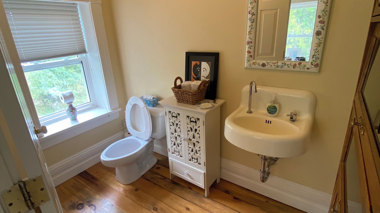 Photo of Bathroom in Manitoulin District
