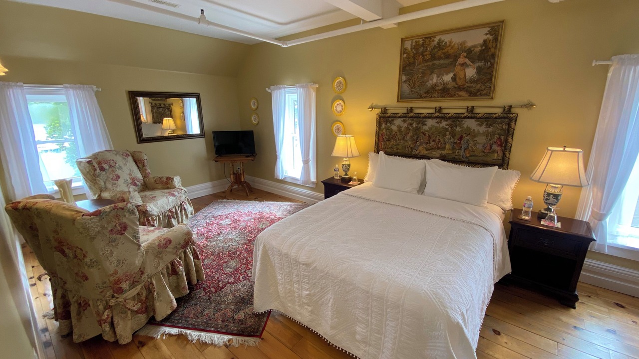 Photo of Bedroom in Manitoulin District