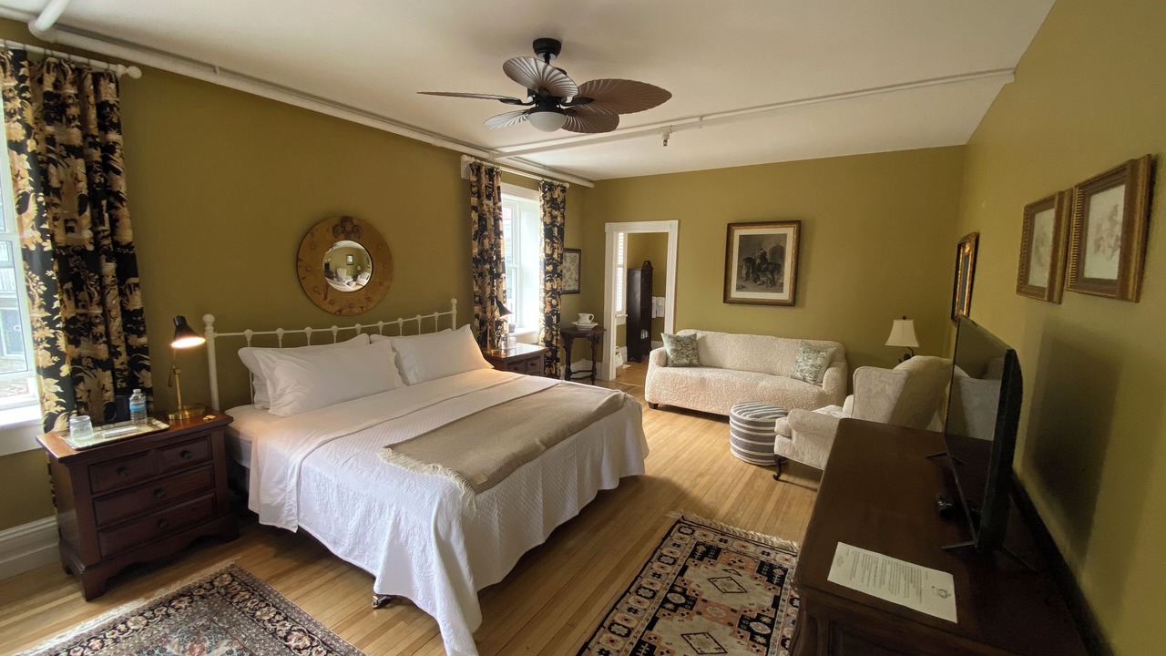 Photo of Bedroom in Manitoulin District