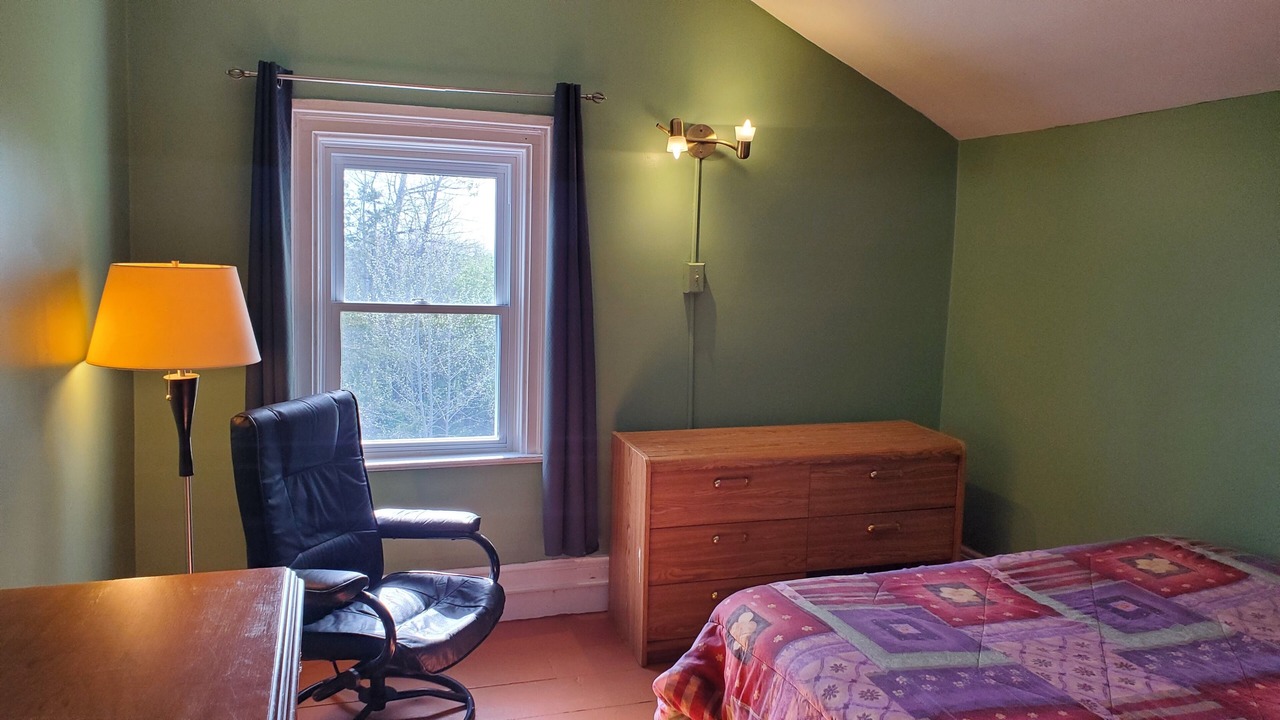 Photo of Bedroom in Greater Napanee
