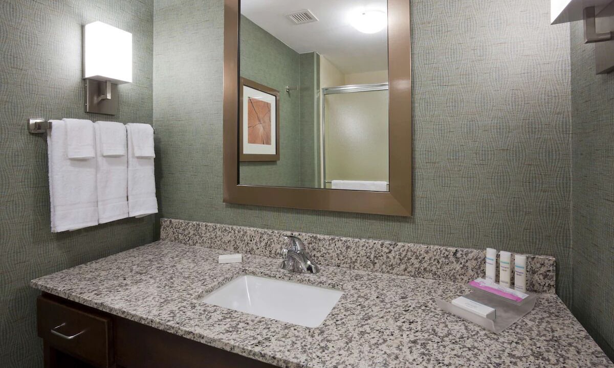 Photo of Bathroom in Kutzky Park
