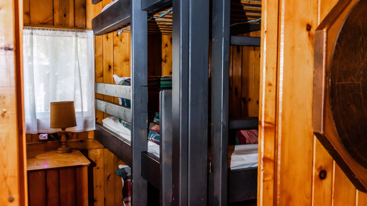 Photo of Bedroom in Tobermory