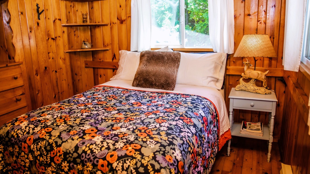 Photo of Bedroom in Tobermory