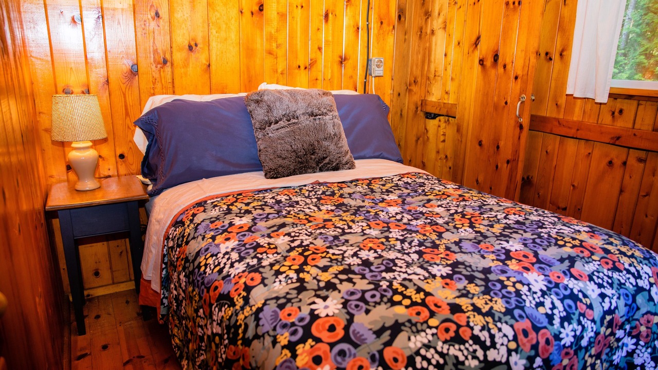 Photo of Bedroom in Tobermory