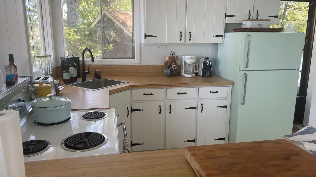 Photo of Kitchen in Douro-Dummer