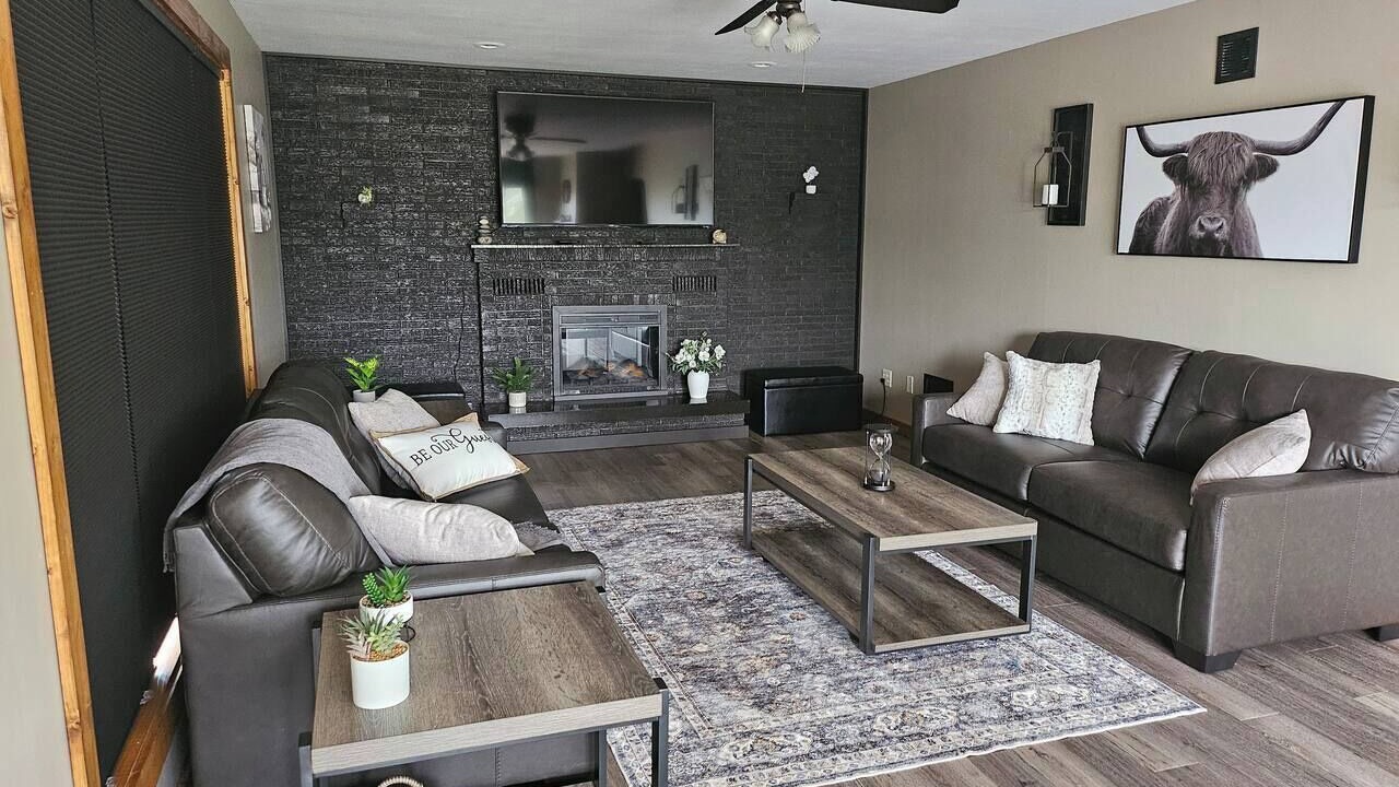 Photo of Livingroom in Saginaw