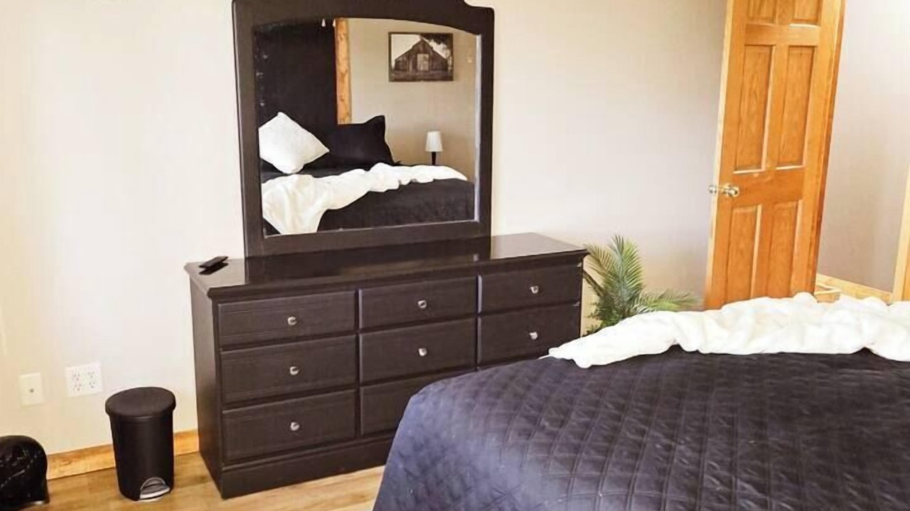 Photo of Bedroom in Saginaw