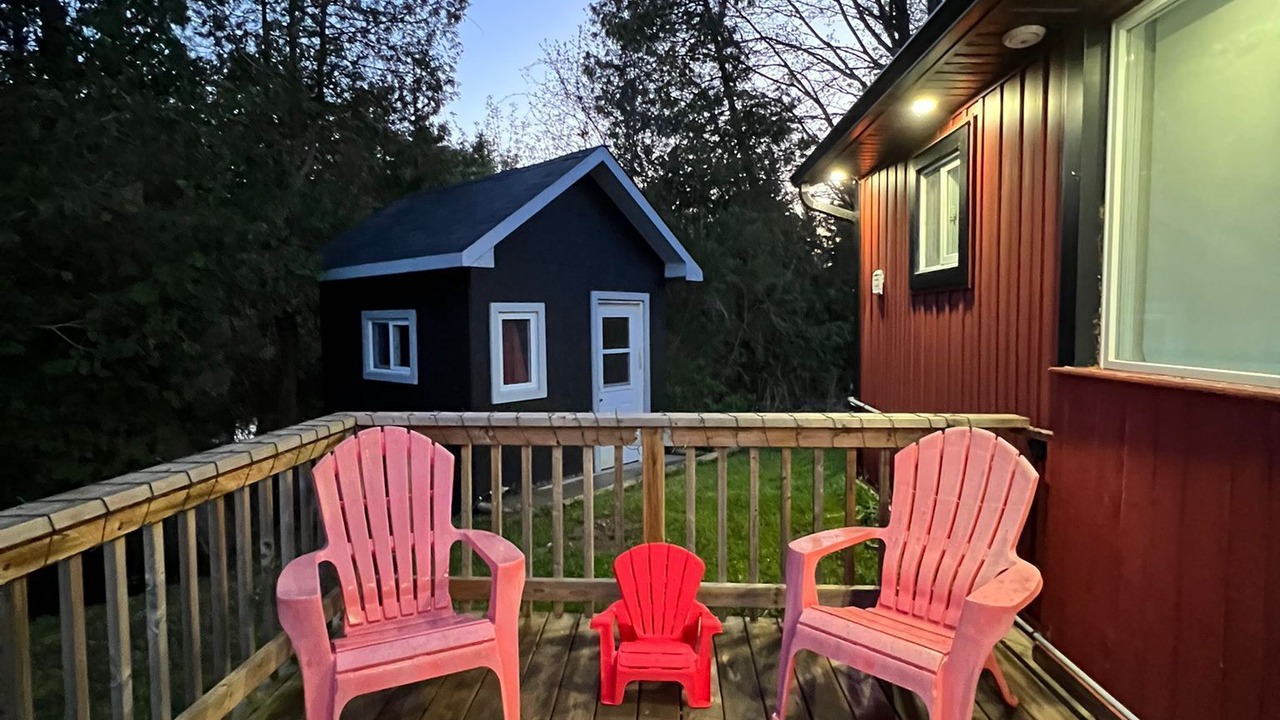 Photo of Patio Balcony in Kawartha Lakes