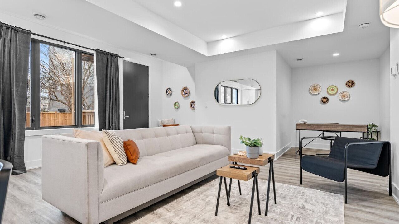 Photo of Livingroom in Downtown London