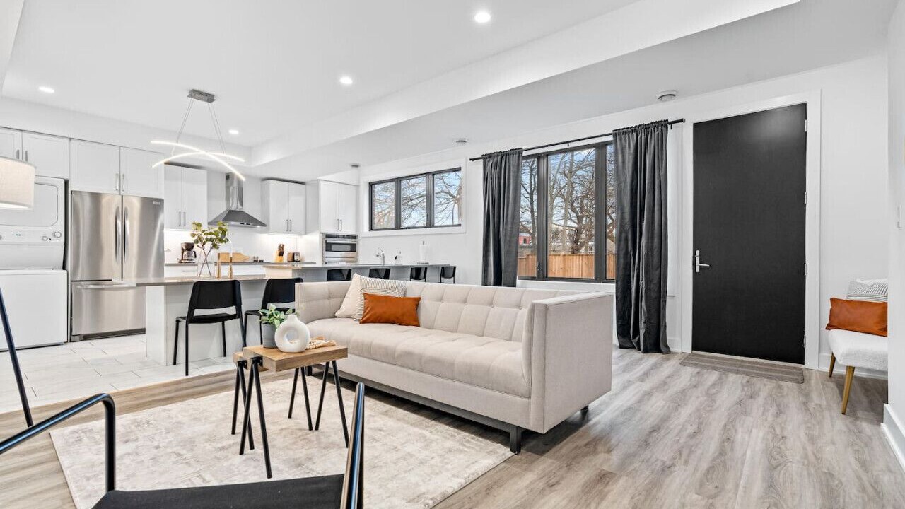 Photo of Livingroom in Downtown London