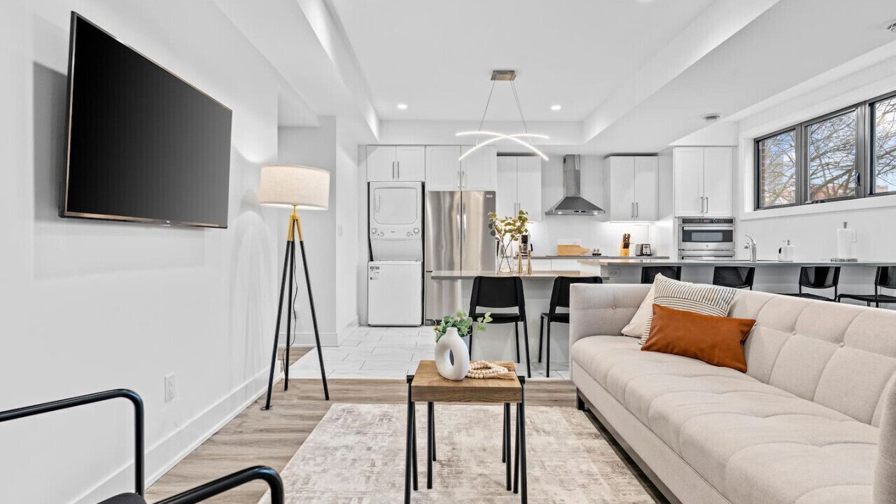 Photo of Livingroom in Downtown London