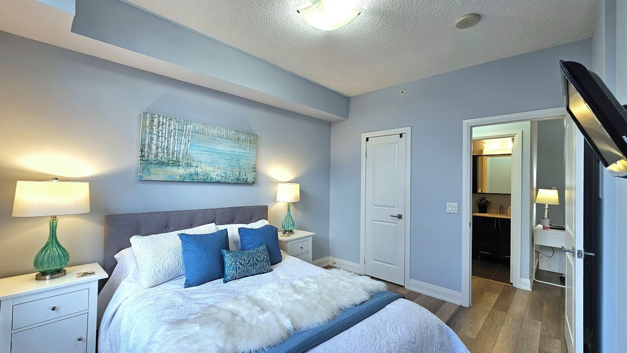 Photo of Bedroom in Thornhill