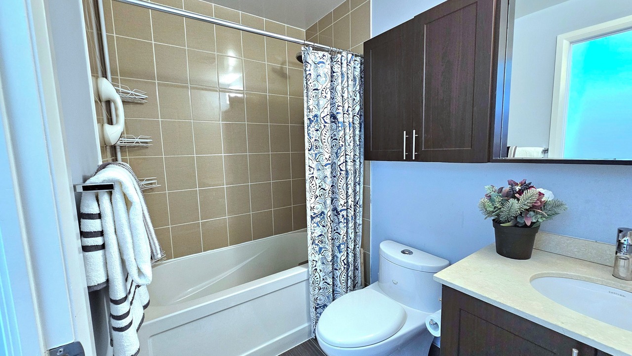 Photo of Bathroom in Thornhill