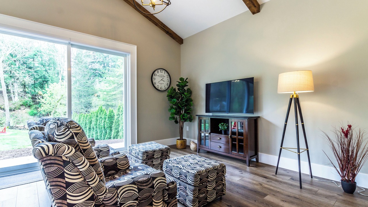 Photo of Livingroom in Normandale