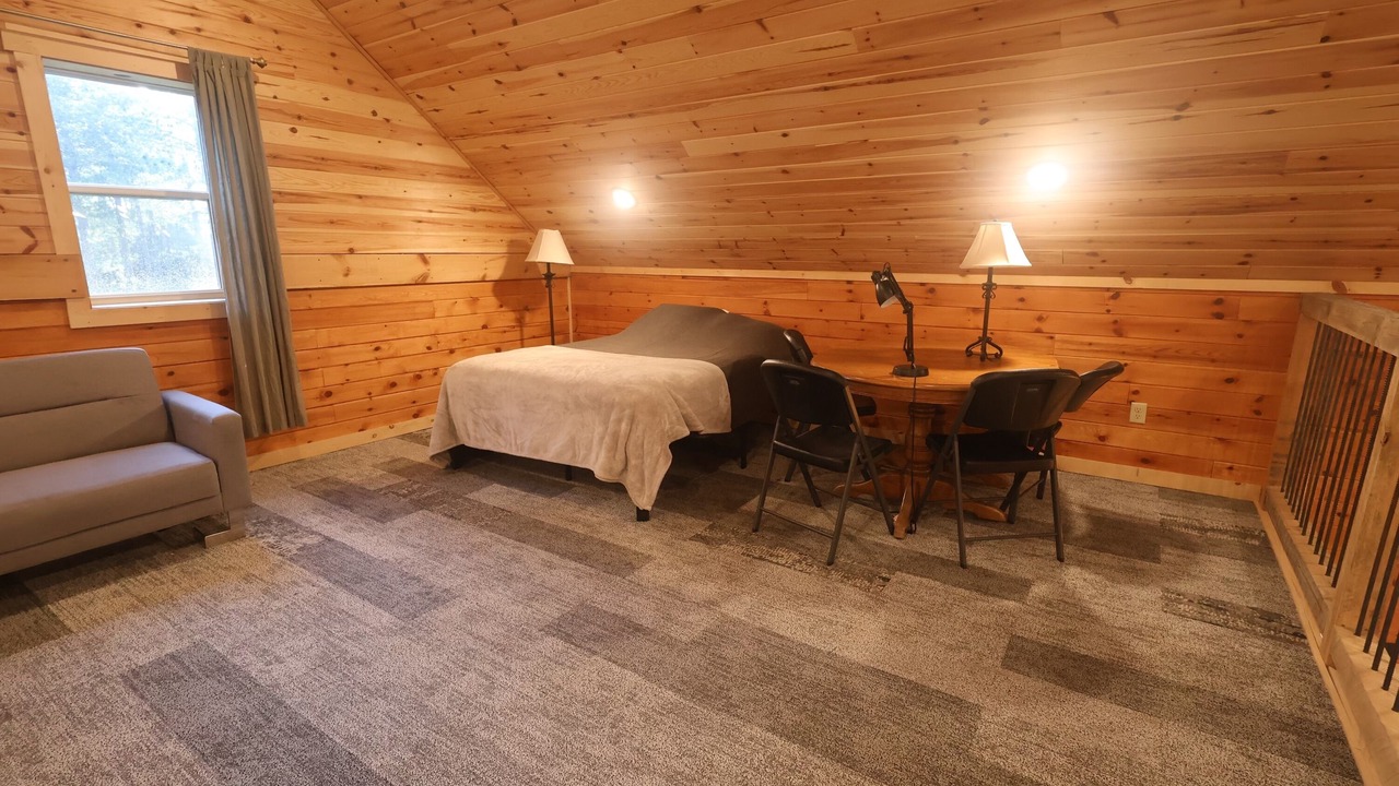 Photo of Bedroom in Menahga