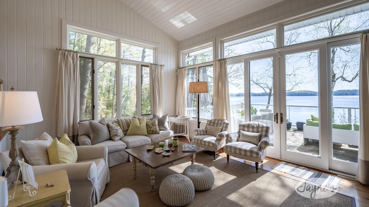 Photo of Bedroom in Muskoka Lakes