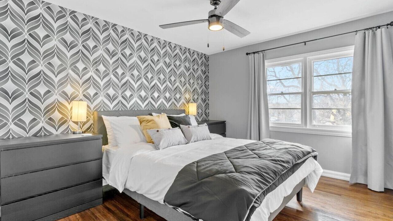 Photo of Bedroom in Bridgeview