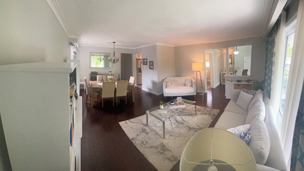 Photo of Livingroom in Richview