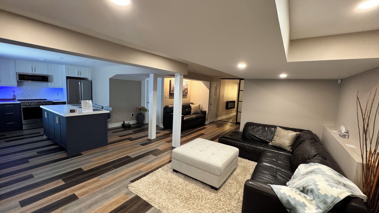 Photo of Livingroom in Ajax